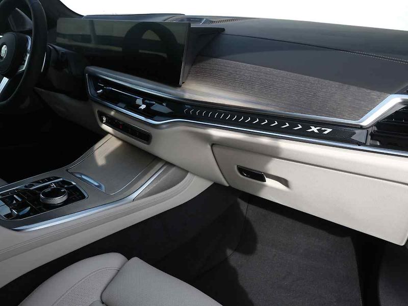 BMW X7 (2026) - fotka 6 z 10