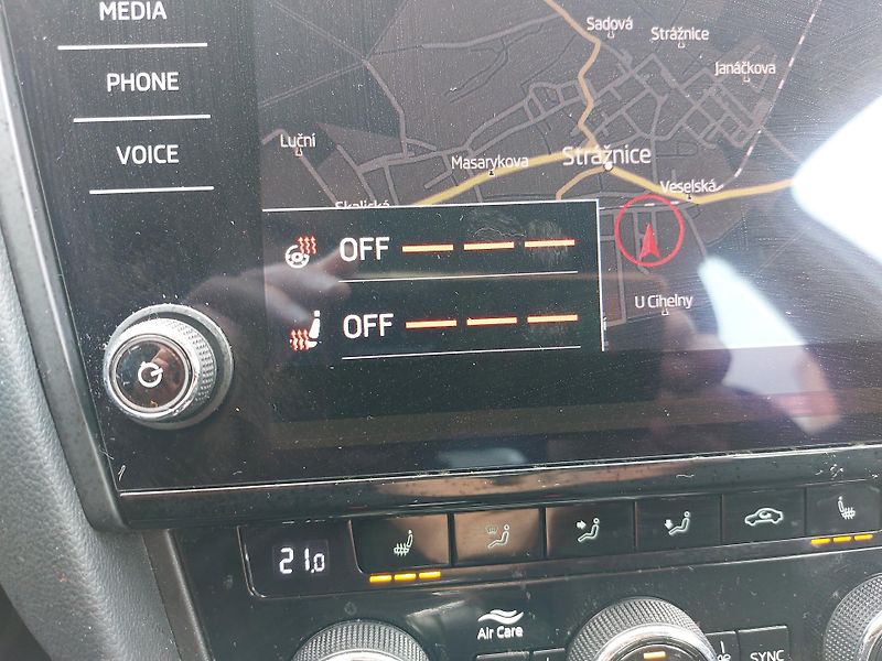 Škoda Octavia 2,0 TDi 110kw STYLE Manuál - fotka 13 z 19