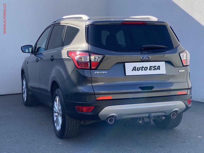 Ford Kuga (2018) 1.5T, ČR, Xenon, navi - fotka 6 z 17