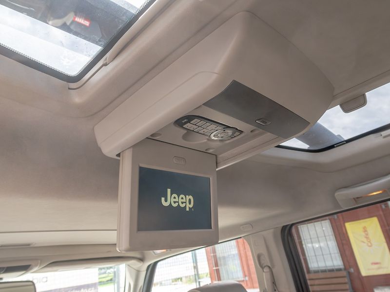 Jeep Commander (2007) ČR 3.0CRD 160KW – 7sedadel - fotka 47 z 62