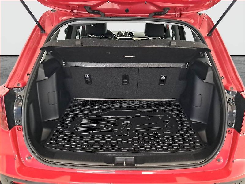 Suzuki Vitara (2019) 1.4 BoosterJet - fotka 14 z 19