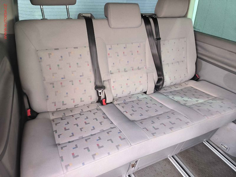 Volkswagen Multivan (2005) 2.5 TDi, Nez.topení - fotka 12 z 18