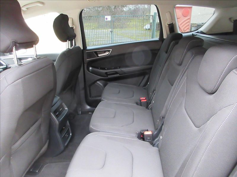 Ford S-MAX 2,0 TDCi 132Kw, 4x4, 7míst, No - fotka 16 z 34
