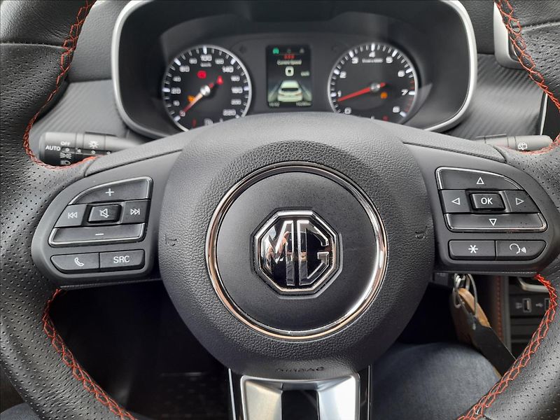 MG ZS 1,5 DVVT Essential - fotka 14 z 21