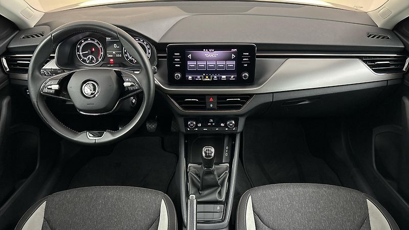 Škoda Scala 1.0 TSI Style - fotka 8 z 23