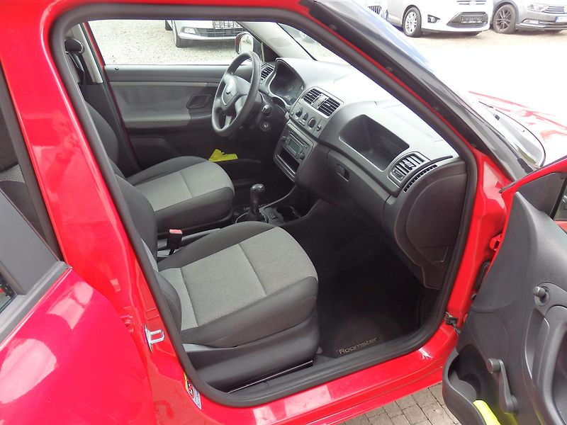Škoda Fabia 1,2HTP 51kW 4x AIRBAG, KLIMA - fotka 10 z 14