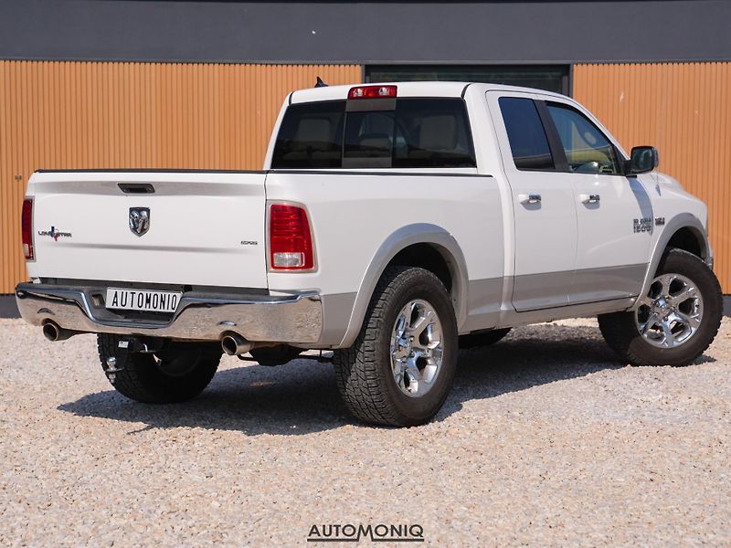 Dodge RAM 1500 (2013) 5.7 Hemi Quadcab LoneStar - fotka 2 z 21