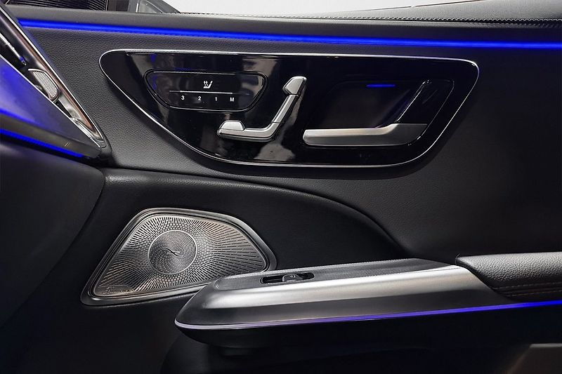 Mercedes-Benz Třídy E 300de 4M AMG Premium Burm 360 - fotka 8 z 9