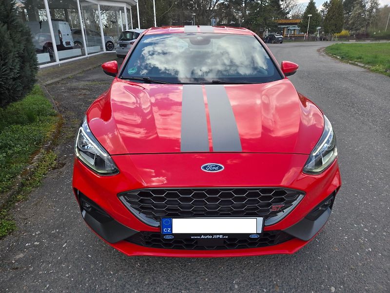 Ford Focus (2020) ST 2,3 280ps - manual, CZ půvo - fotka 2 z 16