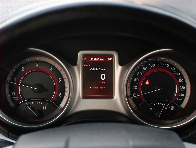 Fiat Freemont (2012) 2.0 MultiJet, 7 míst, Tempomat - fotka 11 z 19