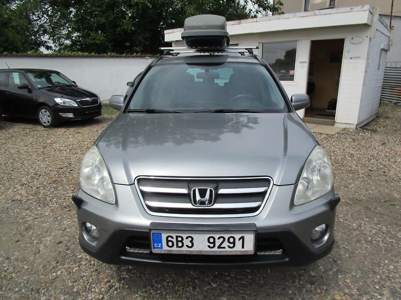 Honda CR-V 2,2D-103KW-4x4-BEZ DPF - fotka 2 z 17