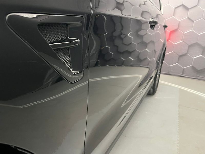 Ford S-MAX 2.0 EB Titanium manuál 7 míst - fotka 33 z 63