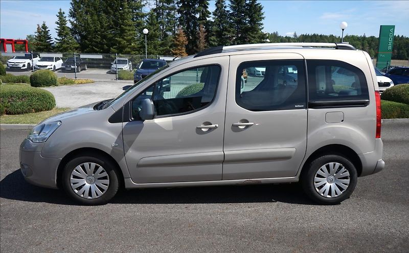 Citroën Berlingo 1,6 HDI  Verze bez DPF - fotka 2 z 18