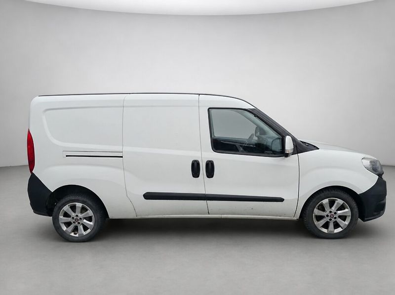 Fiat Dobló (2016) 1.6 JTD 77KW Maxi,navigace - fotka 8 z 19