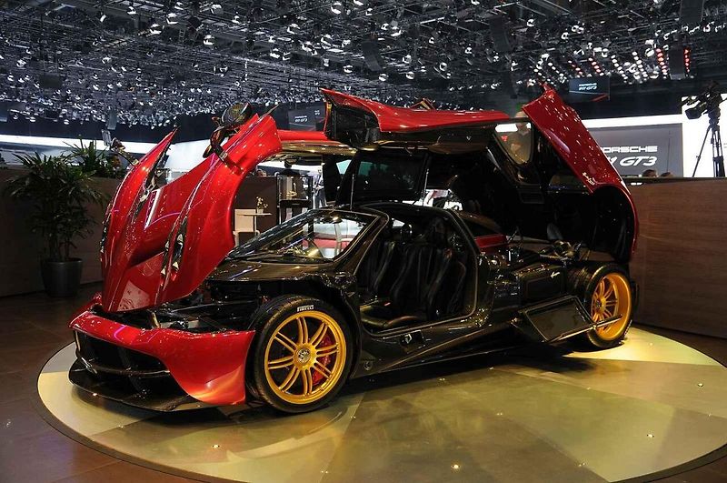 Pagani Huayra roadster na autosalonu Le Grand-Saconnex 2019.