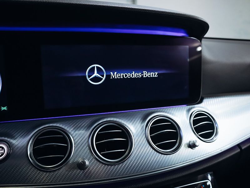 Mercedes-Benz Třídy E E 220d 4MATIC, All-Terrain - fotka 13 z 27