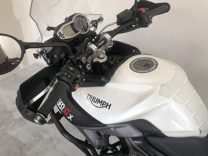 Triumph Tiger 800 XC XCX ABS - fotka 10 z 23