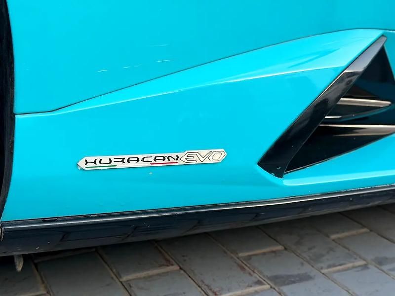 Lamborghini Huracán (2020) Atmosférický V10 ve verzi EVO - fotka 12 z 15