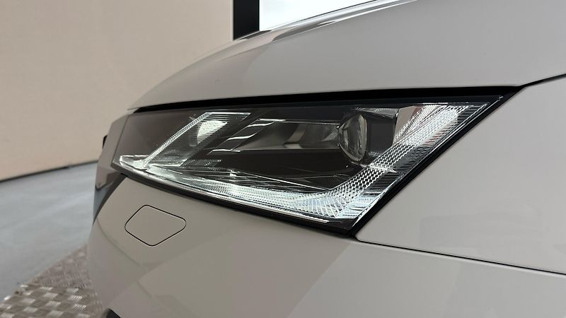 Škoda Octavia 2.0 TDI Ambition - fotka 18 z 25