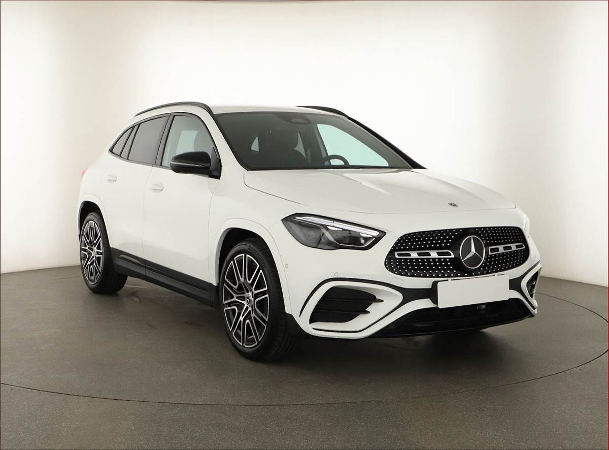 Mercedes-Benz GLA 180