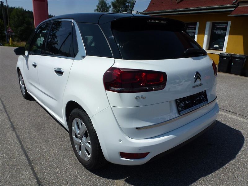 Citroën C4 Picasso 1,2 PureTech 130 S&S MAN6 NAVI - fotka 11 z 56