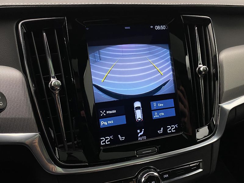 Volvo V90 D4 R-DESIGN AUT  - fotka 44 z 48