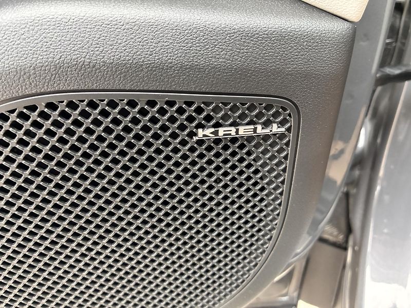 Hyundai Tucson 1.6T-GDi HEV 158kW REZERVACE - fotka 30 z 35