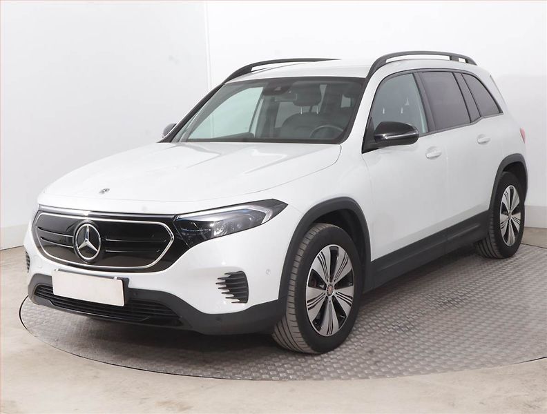 Mercedes-Benz EQB (2023) 250, SoH 97% - fotka 2 z 18