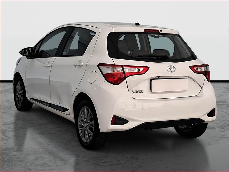 Toyota Yaris (2018) 1.0 VVT-i, ČR,1.maj, Tempomat - fotka 4 z 22