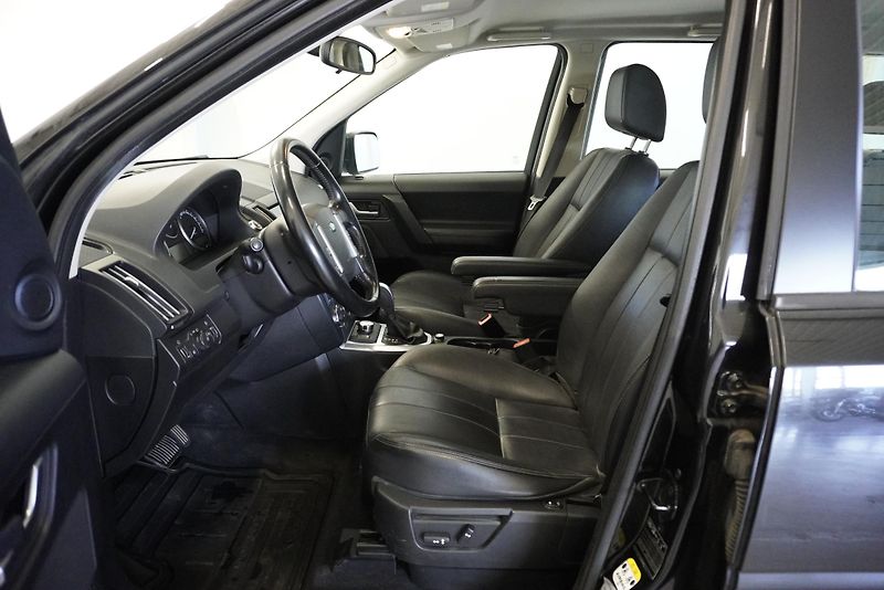 Land Rover Freelander (2012) 2,2T LEATHER ETC AUTOMAT - fotka 10 z 46