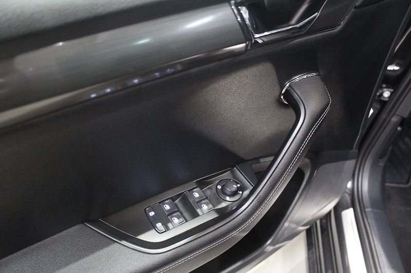 Škoda Superb (2023) 10kW,Tažné,Nez. topení,Matrix - fotka 8 z 30