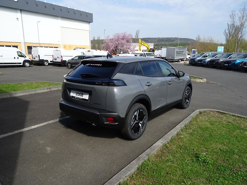 Peugeot 2008 (2026) ALLURE Hybrid 145k e-DCS6 - fotka 7 z 42