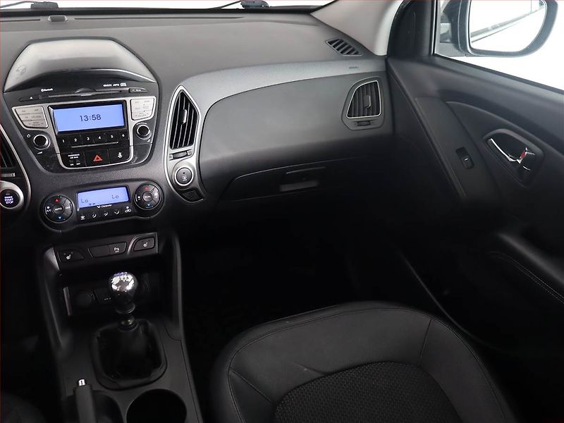 Hyundai ix35 (2013) 2.0 CRDi, 4X4, Tempomat - fotka 8 z 22