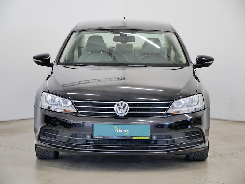 Volkswagen Jetta - fotka 4 z 25