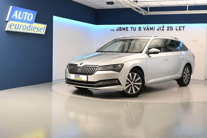 Škoda Superb (2024) 2.0 STYLE DSG LED Matrix ACC V - fotka 2 z 33