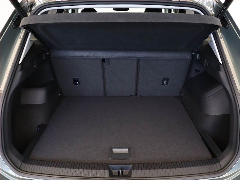 Volkswagen Tiguan (2024) 1.5 eTSI - fotka 12 z 21