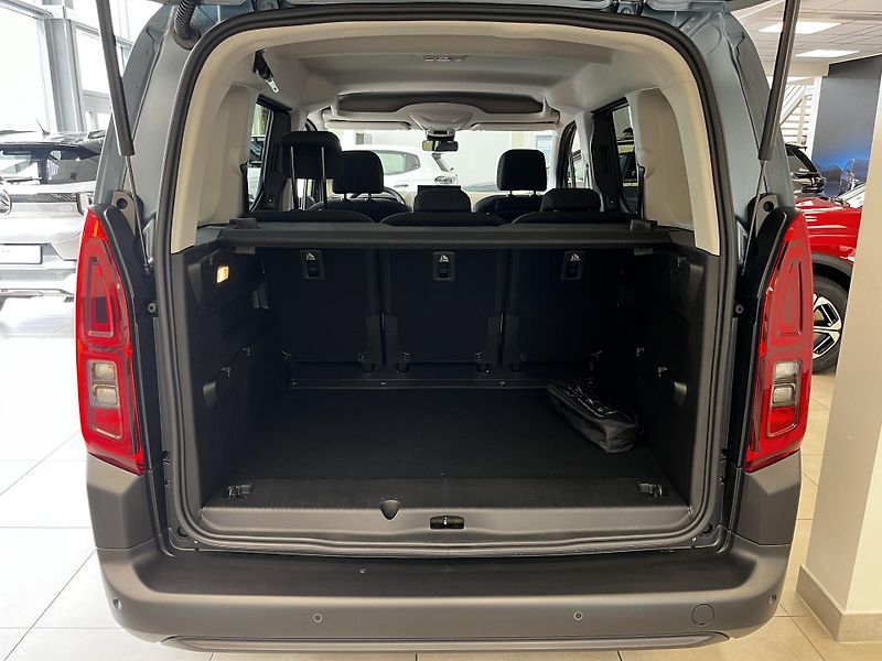 Citroën Berlingo (2026) MAX Diesel 130k Automatic - fotka 5 z 24