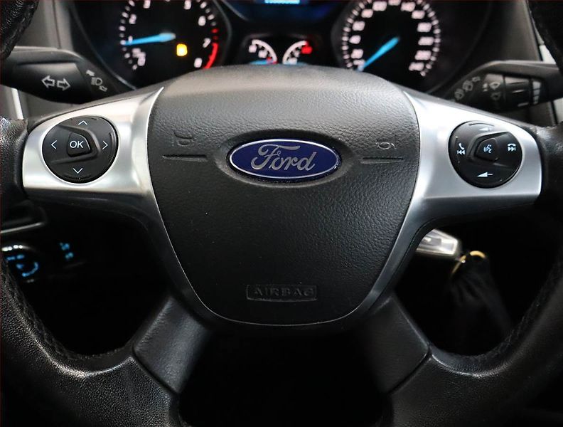 Ford Focus (2014) 1.0 EcoBoost, Serv.kniha - fotka 17 z 20