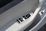 Volkswagen Passat 2,0 TDi  HIGHLINE, 4 x 4, DSG - náhled 17