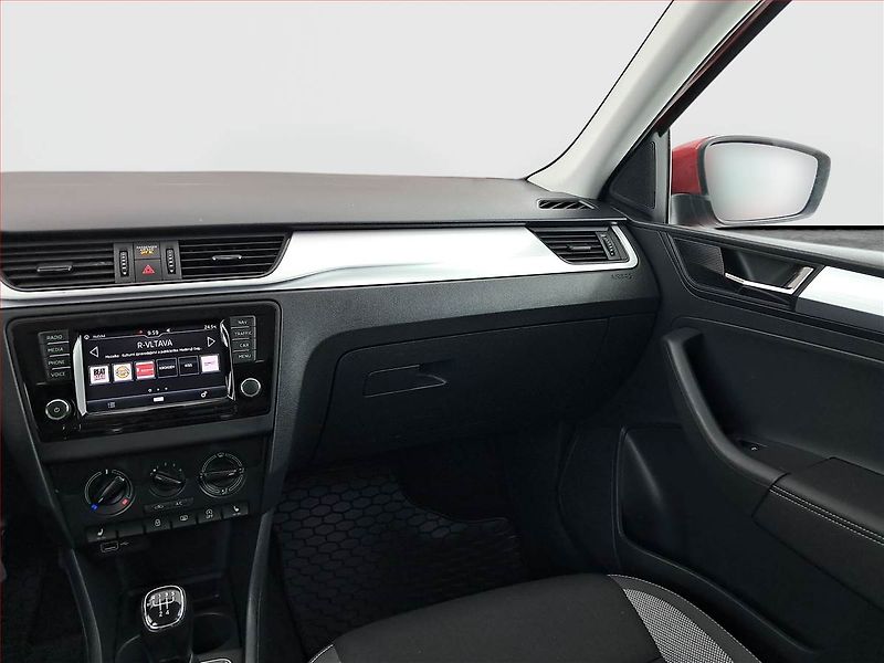 Škoda Rapid (2018) Ambition 1.0 TSI, Serv.kniha - fotka 8 z 21
