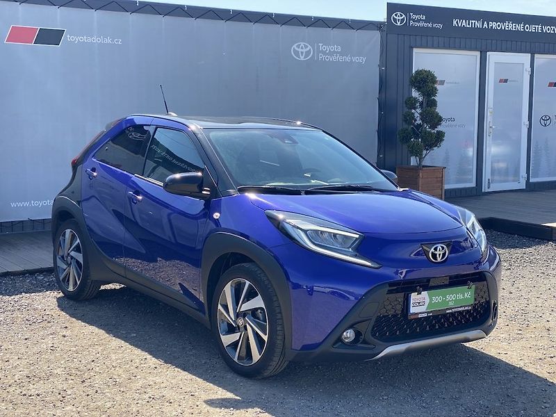 Toyota Aygo 1.0i, ČR-1m, Executive, záruka - fotka 1 z 7