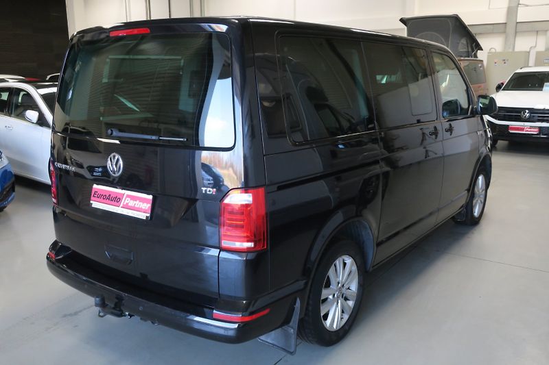 Volkswagen Caravelle (2016) T6 2.0 TDI 110kW Comfort DSG - fotka 4 z 47