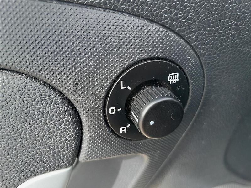 Škoda Fabia II 1.2 i 51kW KOMBI - fotka 19 z 53