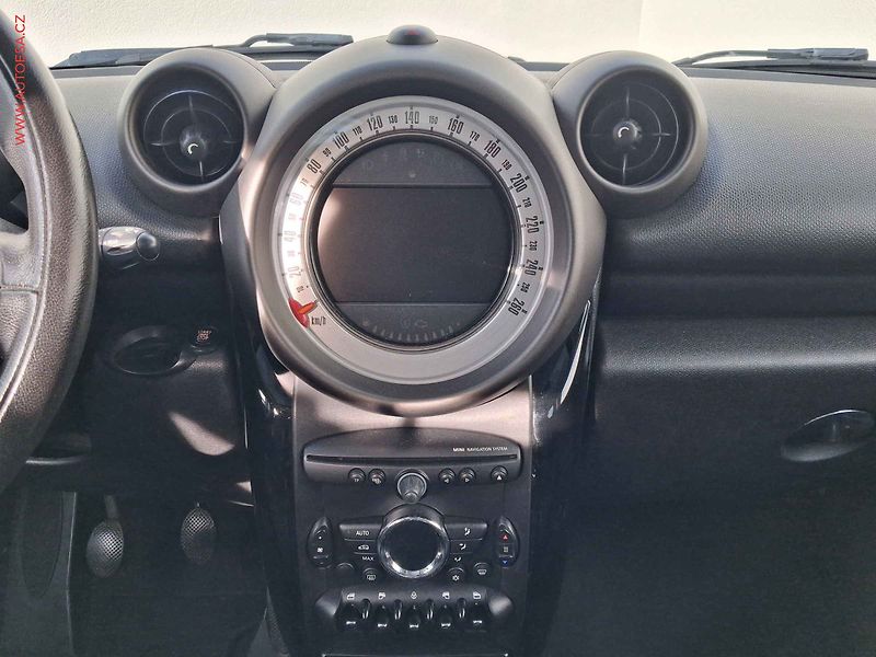 Mini Countryman (2011) 1.6 D 4x4, 1.maj,ČR, servis - fotka 12 z 15