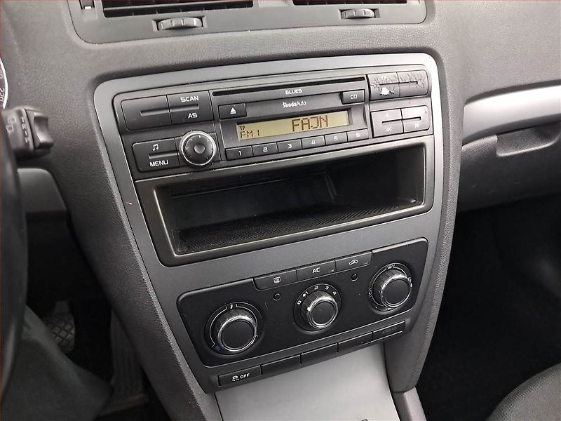 Škoda Octavia (2012) 1.4 TSI, po STK, CZ doklady - fotka 12 z 13