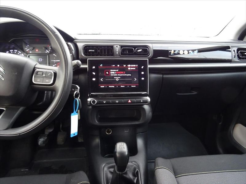 Citroën C3 1,2 PureTech 61 kW - fotka 12 z 28