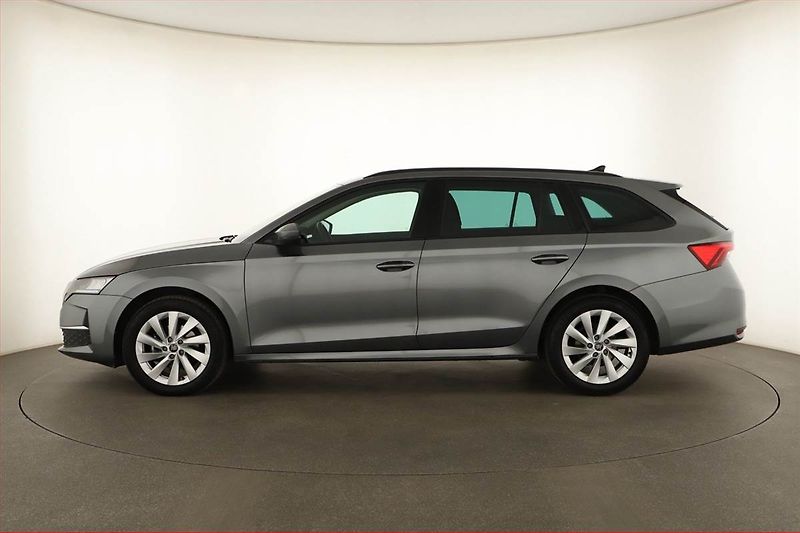 Škoda Octavia (2025) 1.5 TSI, SELECTION, DPH - fotka 3 z 13