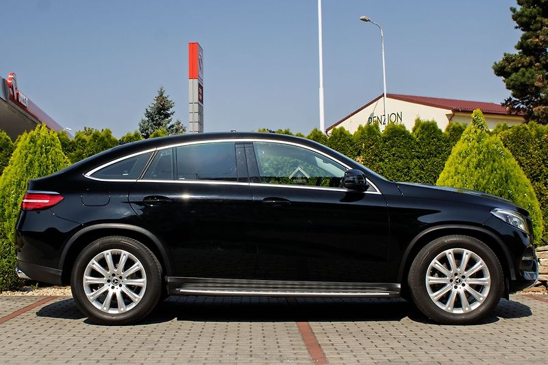 Mercedes-Benz GLE - fotka 4 z 21