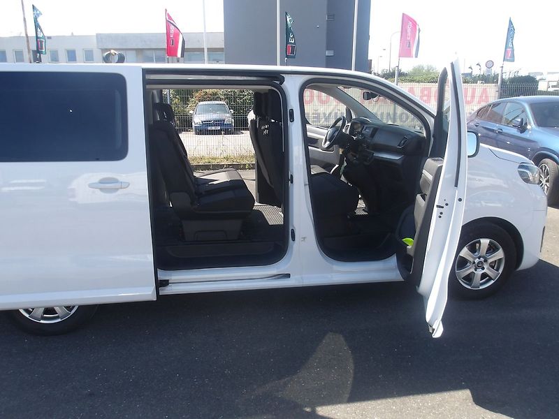 Toyota ProAce 2,0D-4D L2 ČR! I.MAJ! ZÁRUKA! - fotka 9 z 35