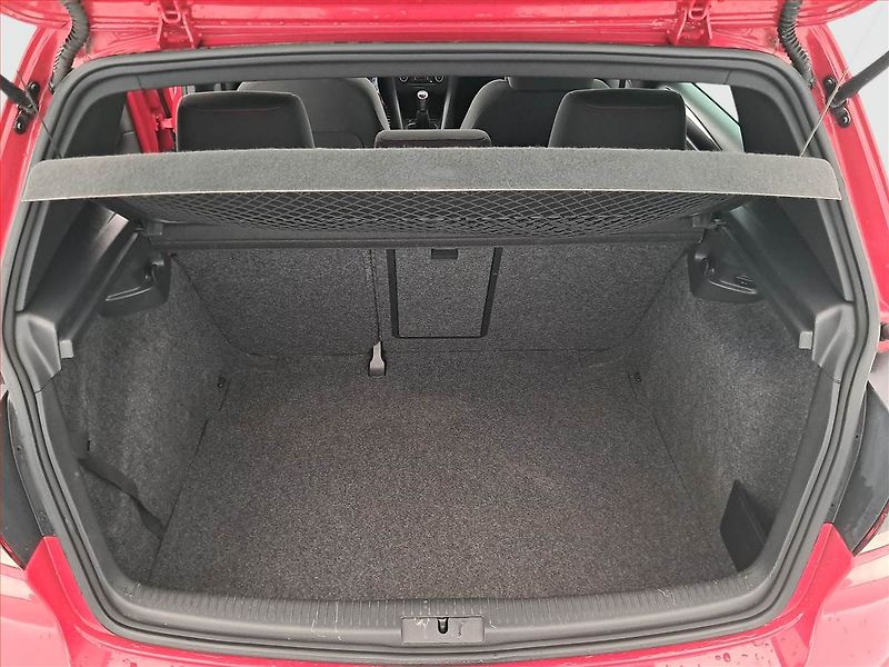 Volkswagen Golf (2010) 2.0 GTI, Serv.kniha, Xenony - fotka 14 z 17